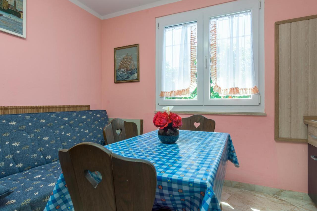 Apartments With A Parking Space Pula - 16053 Екстер'єр фото