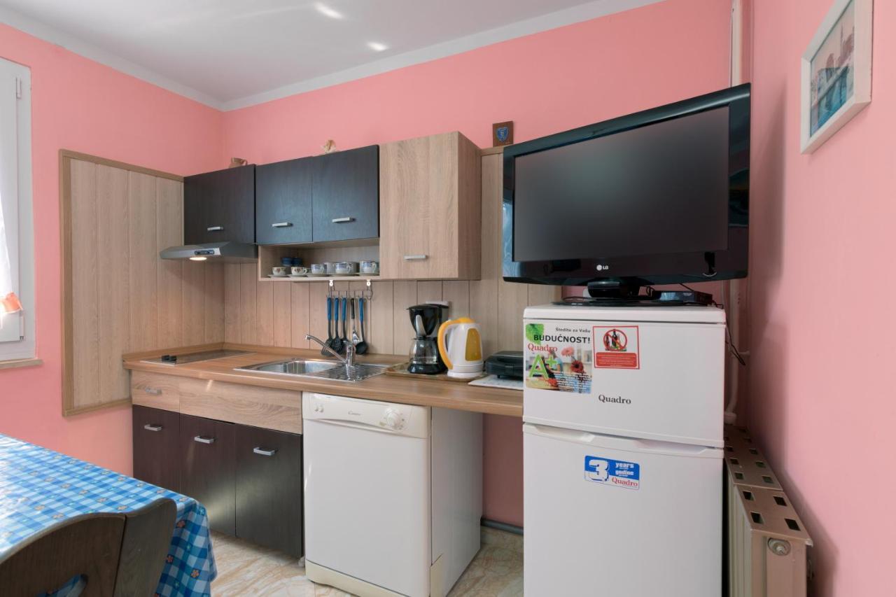 Apartments With A Parking Space Pula - 16053 Екстер'єр фото